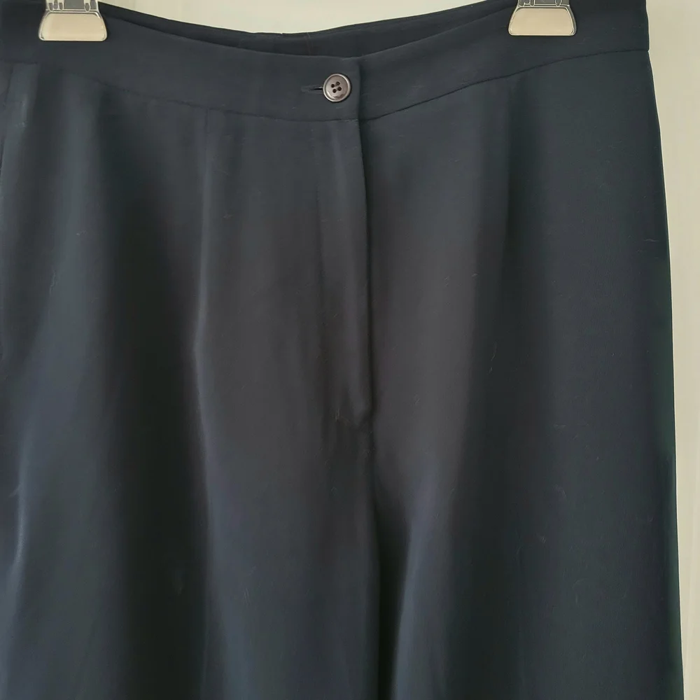 Kasper Navy Pant Suit 4 - Picture 3 of 7